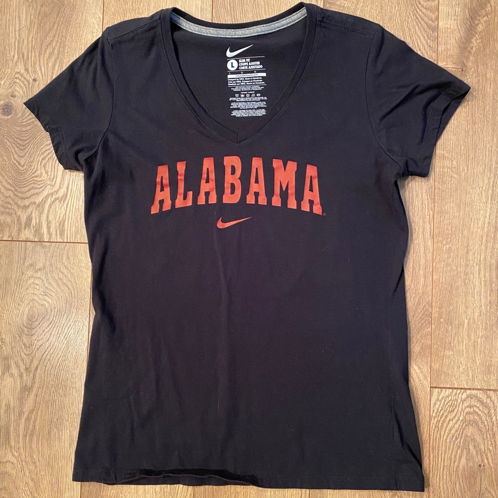 NWOT University of Alabama slim fit t-shirt